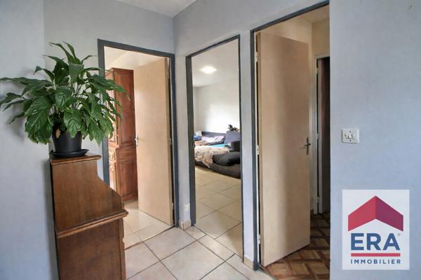 Maison Mondragon 5 pièce(s) 90 m2