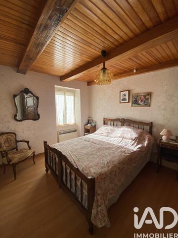 Maison à vendre 7 pièces 160 m² Laval-Roquecezière