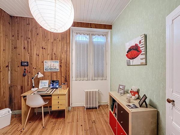 Maison de 180 m² de 4 chambres.