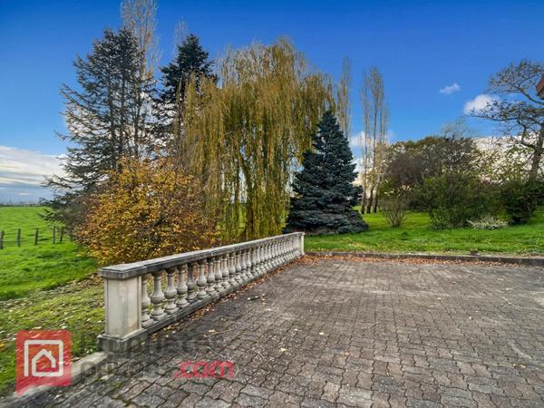 Maison Guillon Terre Plaine 9 pièce(s) 263 m2