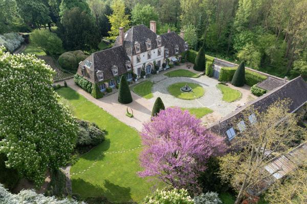 Vente manoir 735 m² 17 Pièces Nogent-le-Roi