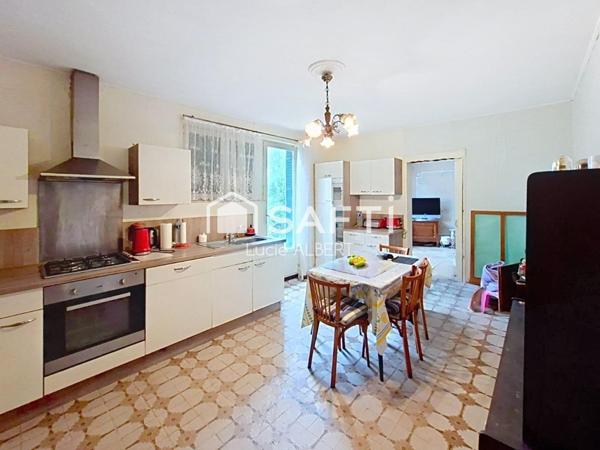 Maison familiale, spacieuse et pleine de caractère