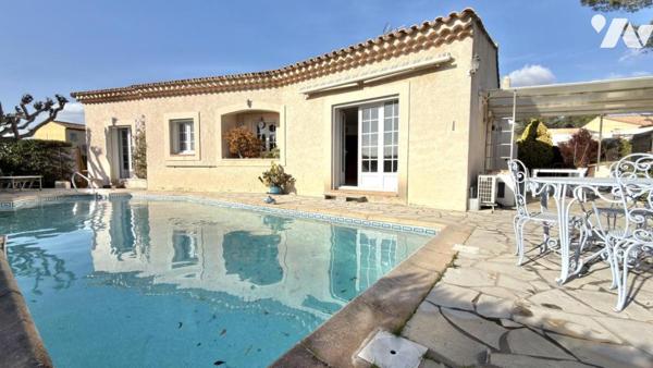 LE MUY - Villa individuelle avec piscine et espaces extérieurs agréables