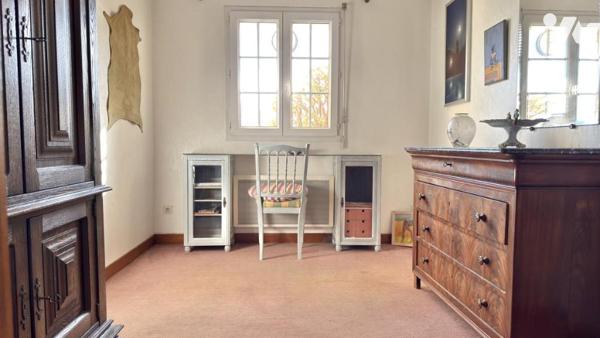 LE MUY - Villa individuelle avec piscine et espaces extérieurs agréables