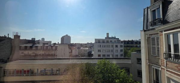 Prestige et sérénité au pied du métro Gambetta.