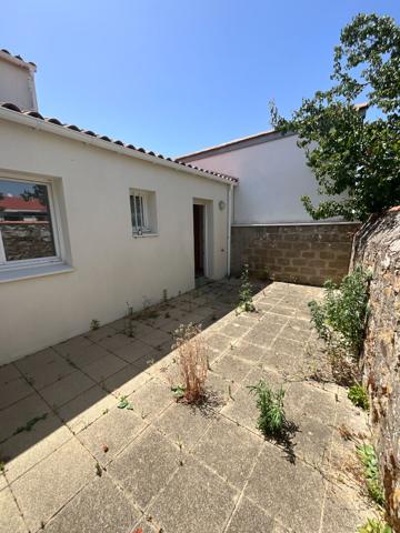 A LOUER MAISON T3 VIDE LOYER 1000€