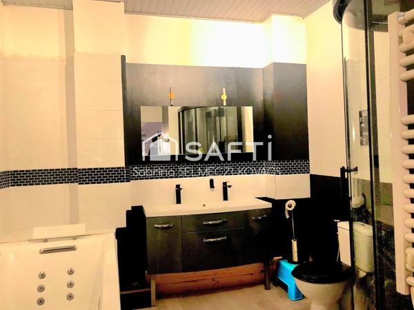 Maison de village en pierre, vue et potentiel