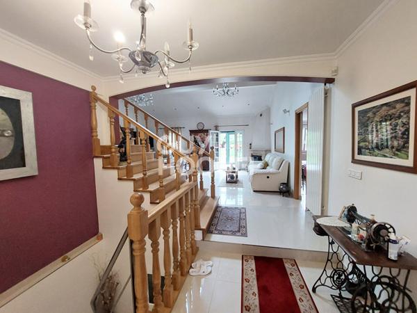 Pavillon individuel non mitoyen de 7 pièces