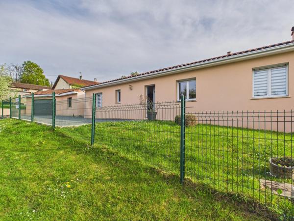 Maison moderne de plain-pied