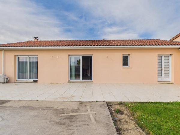 Maison moderne de plain-pied