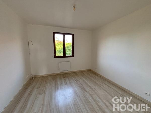 Location d'une maison F4 à MONTIGNY LE GANNELON