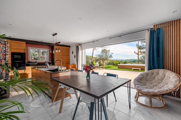 Maison 7 pièces - 190 m² Exclusivité efficity