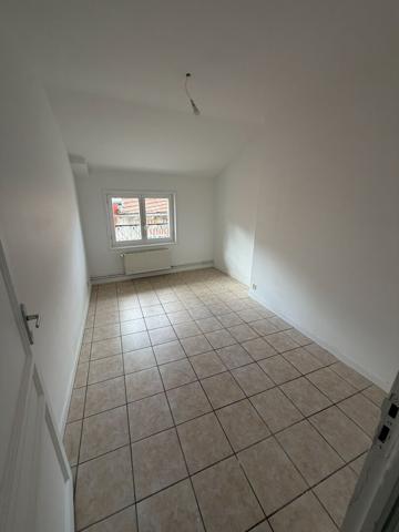 Appartement T4 en centre-ville - REFAIT A NEUF