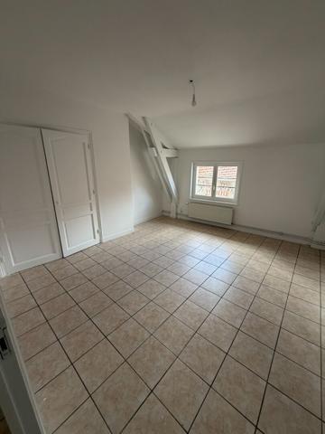 Appartement T4 en centre-ville - REFAIT A NEUF