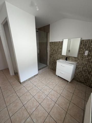 Appartement T4 en centre-ville - REFAIT A NEUF