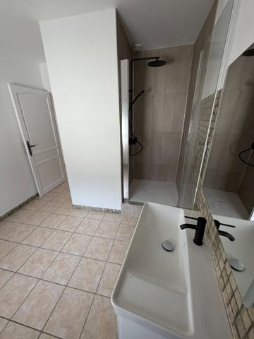 Appartement T4 en centre-ville - REFAIT A NEUF