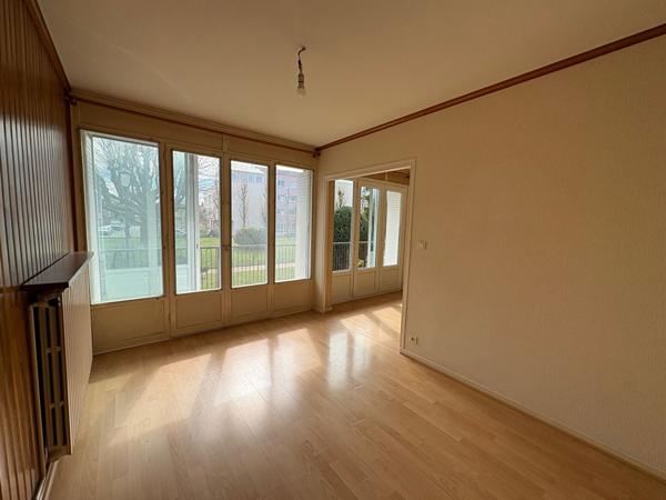 Appartement Guilherand Granges 4 pièce(s) 78.15 m2