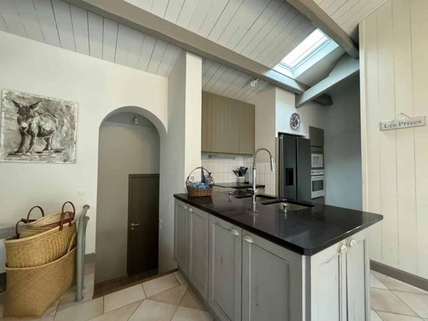 Villa avec piscine, plage à pieds – La Couarde sur Mer