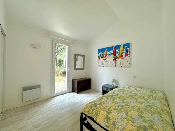 Villa avec piscine, plage à pieds – La Couarde sur Mer