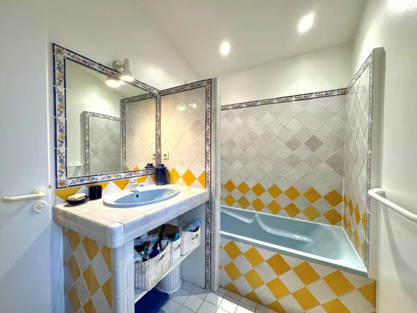 Villa avec piscine, plage à pieds – La Couarde sur Mer