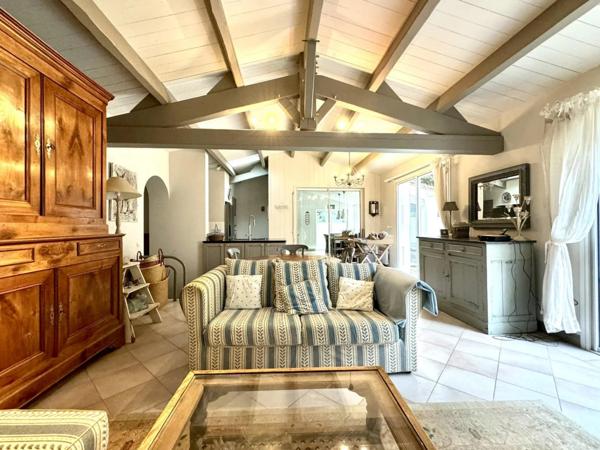 Villa avec piscine, plage à pieds – La Couarde sur Mer