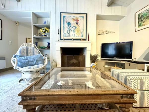 Villa avec piscine, plage à pieds – La Couarde sur Mer