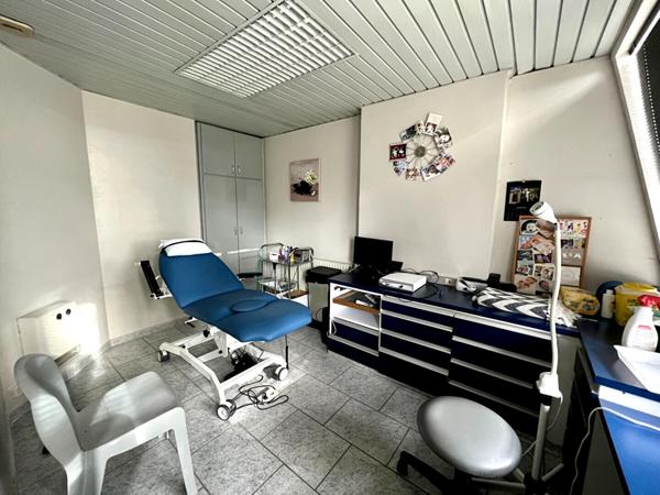 Bien de 96 m² à fort potentiel de transformation en appartement