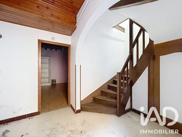 Immeuble à vendre 102 m² Saint-Florentin