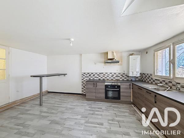 Immeuble à vendre 102 m² Saint-Florentin