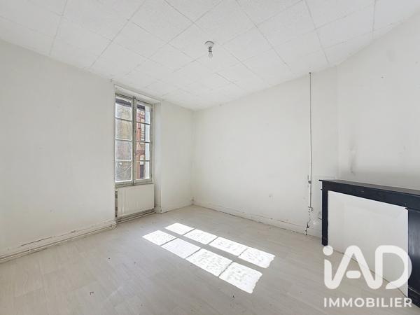 Immeuble à vendre 102 m² Saint-Florentin
