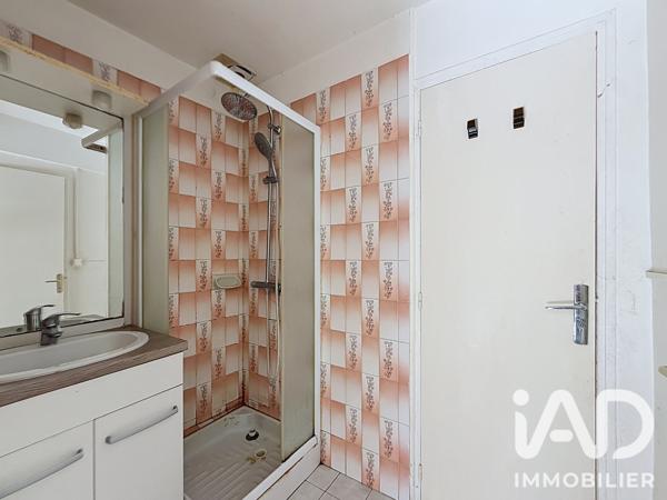 Immeuble à vendre 102 m² Saint-Florentin
