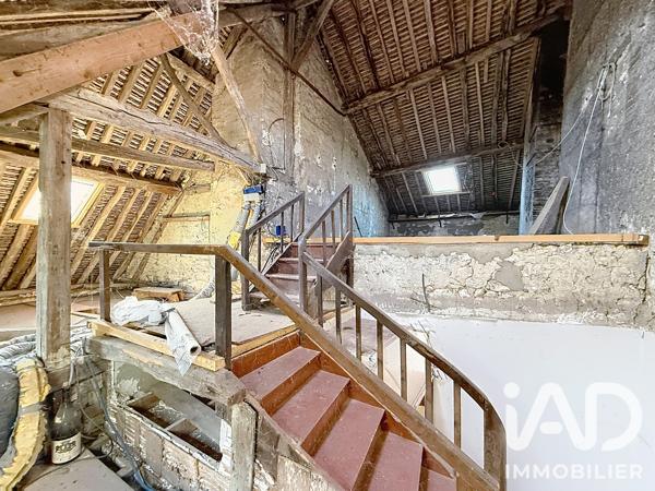 Immeuble à vendre 102 m² Saint-Florentin