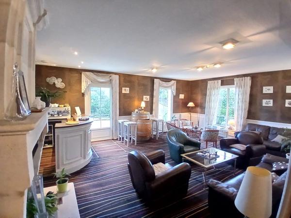 Magnifique hôtel entièrement opérationnel de 25 chambres avec piscine
