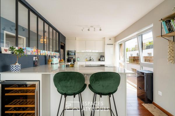 Appartement contemporain avec terrasse en plein ciel
