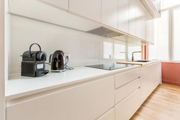 A LOUER : T5 à LILLE • Centre / republique • 6 000 € CC • Réf. 1028