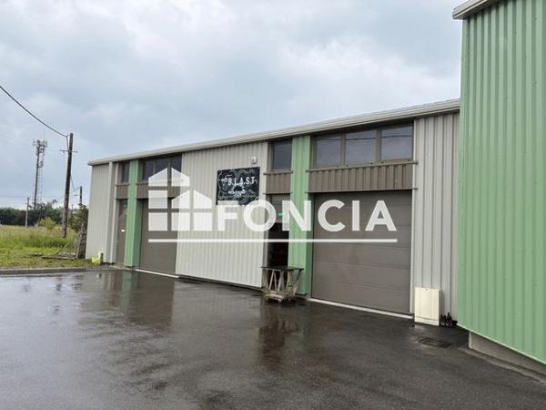 À vendre Local commercial 149 m² - Civrieux 01390