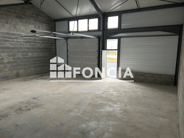 À vendre Local commercial 149 m² - Civrieux 01390