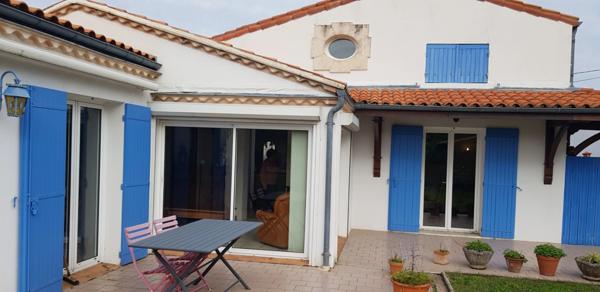 Charente-Maritime, 17, Ile d'OLERON, DOLUS D'OLERON à vendre maison 5 pièces, 125 m² habitables, terrain 595 m².