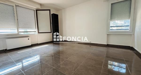 Location Appartement 2 pièces 43.6 m² - Conflans-sainte-honorine 78700