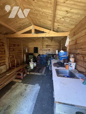 Maison de plain pied sur 2300 m² de terrain 