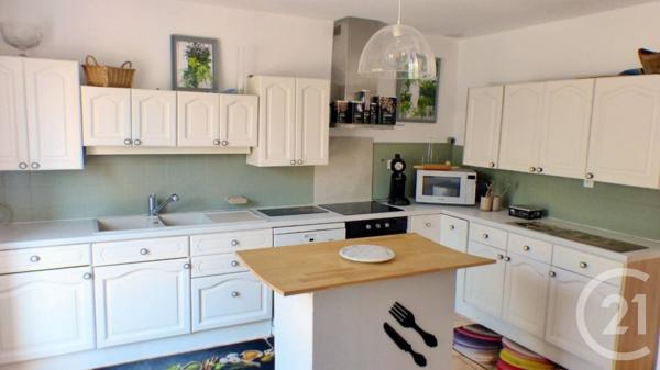 Maison à vendre  8 pièces - 238,76 m2 SIX FOURS LES PLAGES - 83