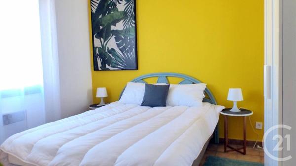 Maison à vendre  8 pièces - 238,76 m2 SIX FOURS LES PLAGES - 83