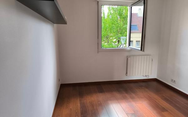 Appartement à vendre    2 pièces • 50,45 m2 Saint-Gratien