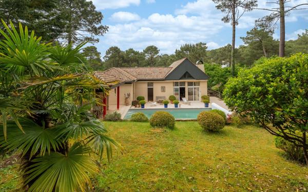 Maison à vendre    4 pièces •  Biscarrosse