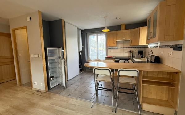 Immeuble à vendre    6 pièces •  Mende