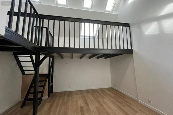 Appartement à louer à Rennes en Ille-et-Vilaine (35000), ref : 048-L1268