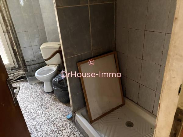Immeuble à vendre 12 pièces de 333 m²