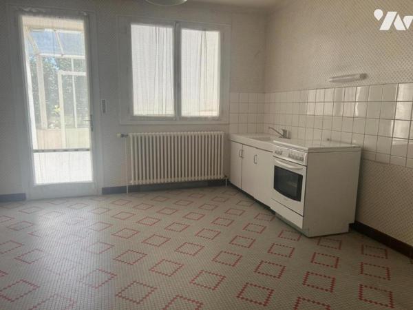 Maison dans agréable quartier