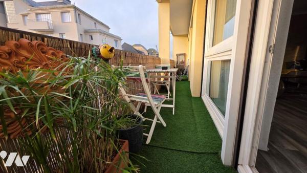 SAINT MALO - Rocabey/Gare - Appartement T3 entièrement rénové, parking et cave.