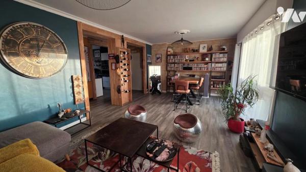 SAINT MALO - Rocabey/Gare - Appartement T3 entièrement rénové, parking et cave.